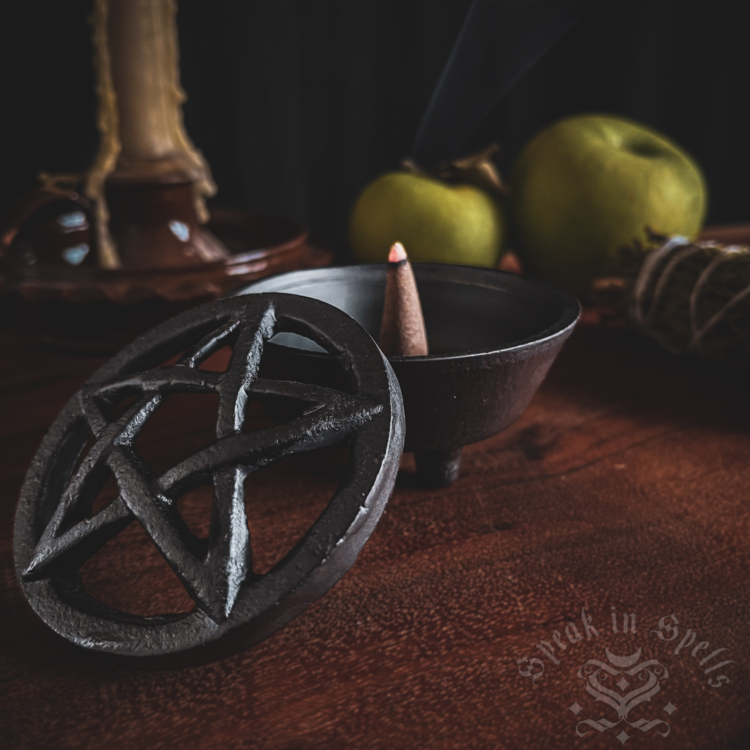 Pentacle Cut Work Cauldron, australian witchcraft supplies, adelaide witchcraft store, wiccan supplies, wicca supplies, pagan supplies, cast iron cauldron wholesale, witchcraft shop